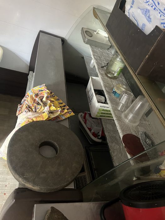 Продам витринный холодильник