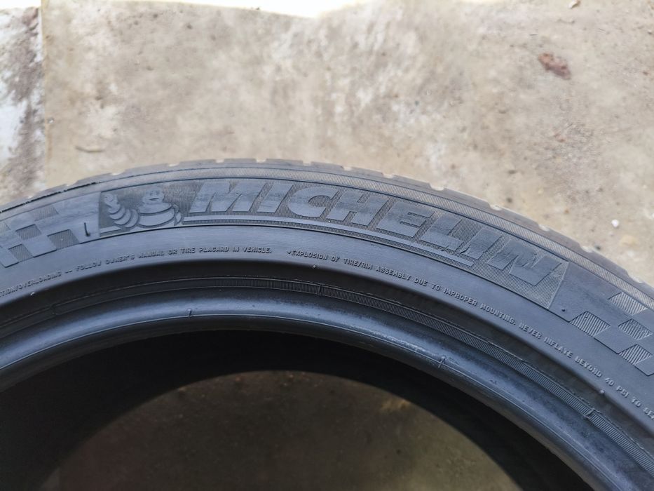 245 45 R19 Одиночка. Michelin