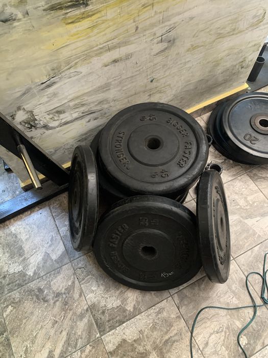 Олимпийски тежести 2 х 25lbs, 2 x 35lbs, 2 x 45lbs Кросфит, Бъмпер