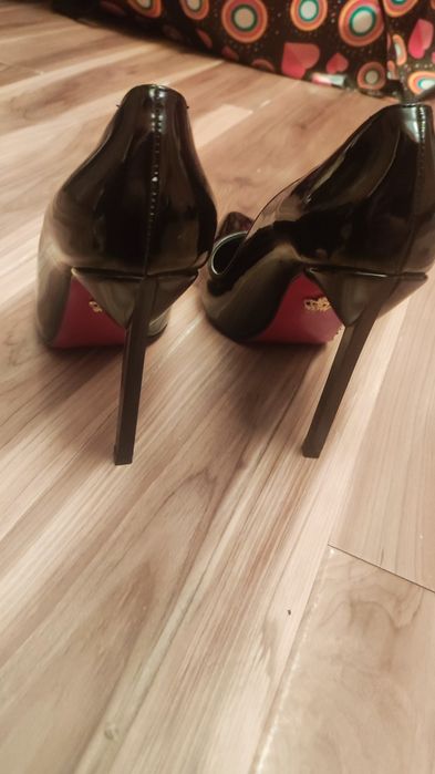 Лакированные турецкие туфли-лодочки