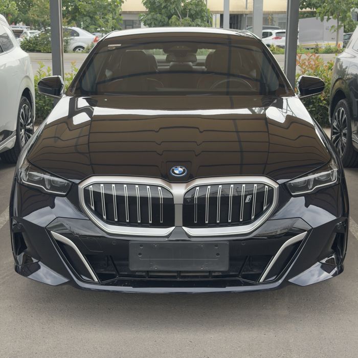 BMW i5 edrive40 full