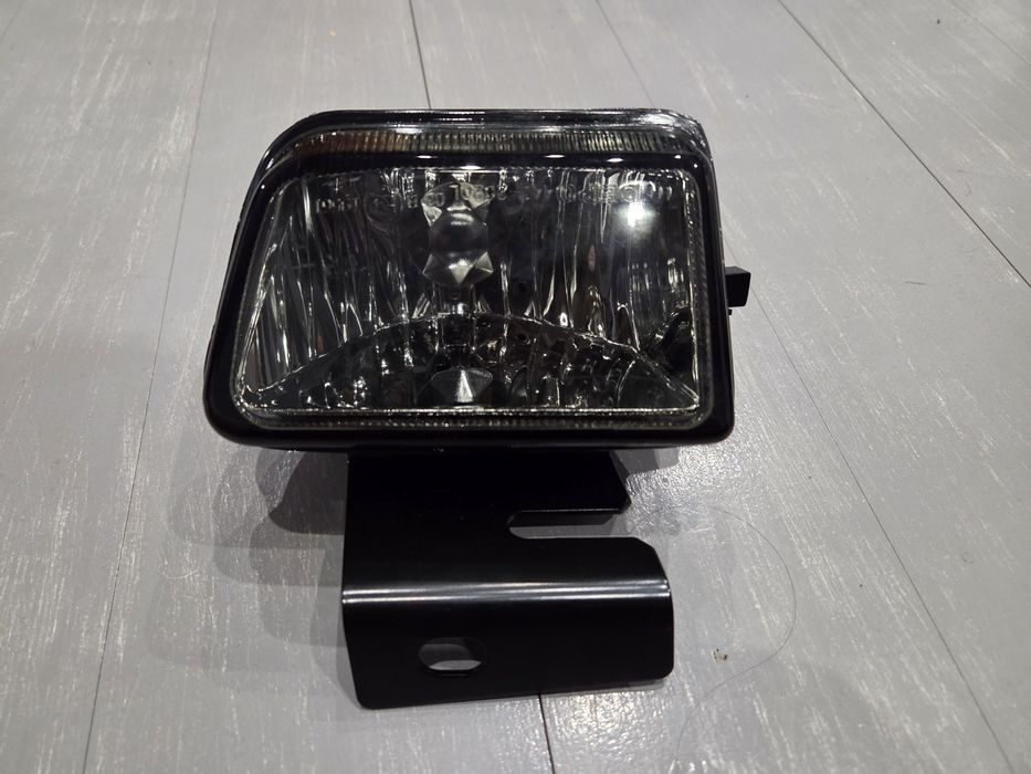 Затъмнени халогени голф 2