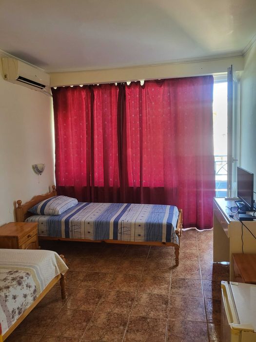 Дава се под наем Хотел в к.к. Слънчев бряг - 22 кв.м за 204 € - Снимка #2