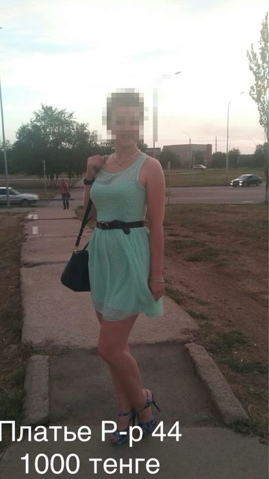 Продам коктейльные платья