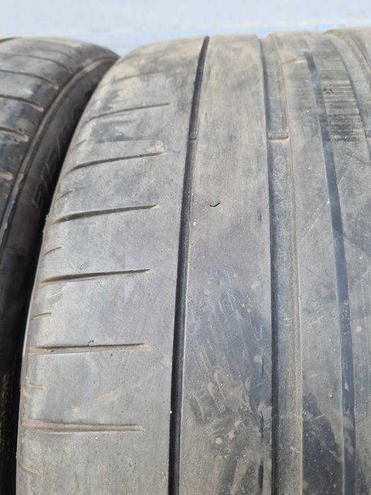 2 бр. летни гуми 315/30/21 Pirelli NO DOT 0320 4,5 mm