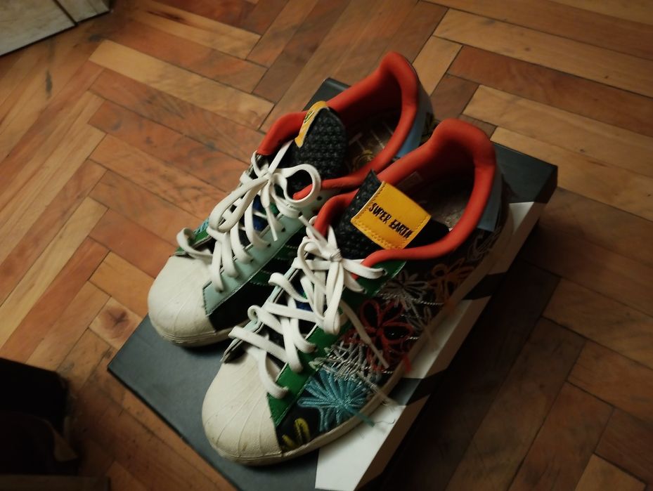 Adidas Superstar Planet Earth