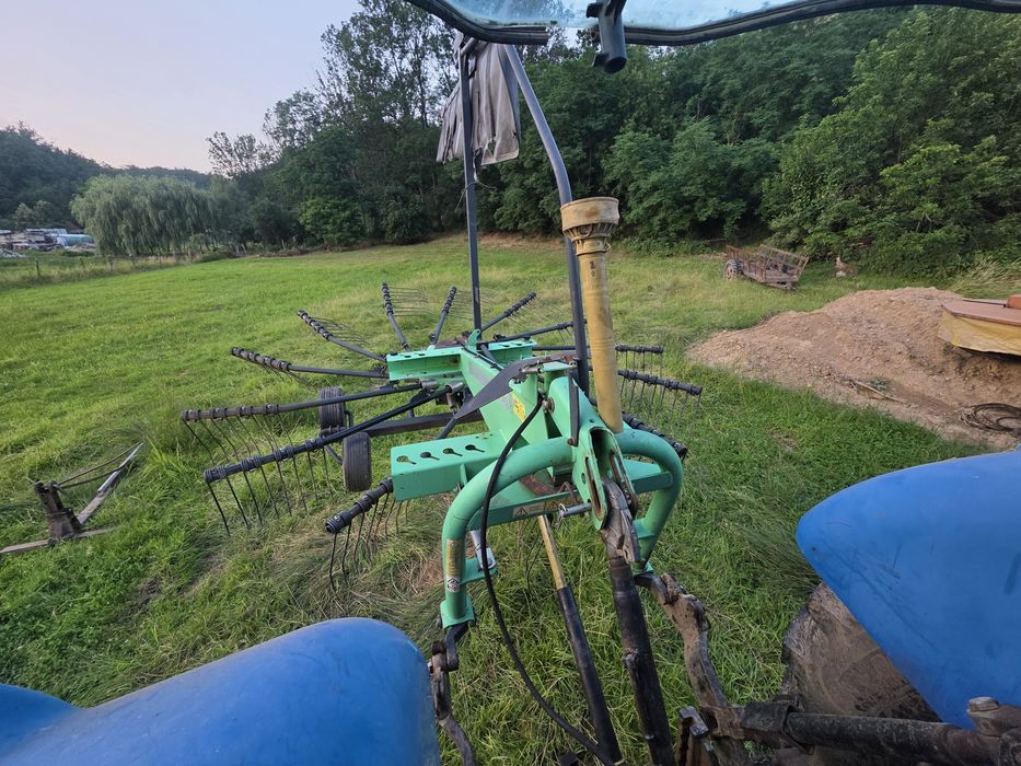Grebla adunat fan deutz fahr 4621 hidraulica de 4  metri tandem