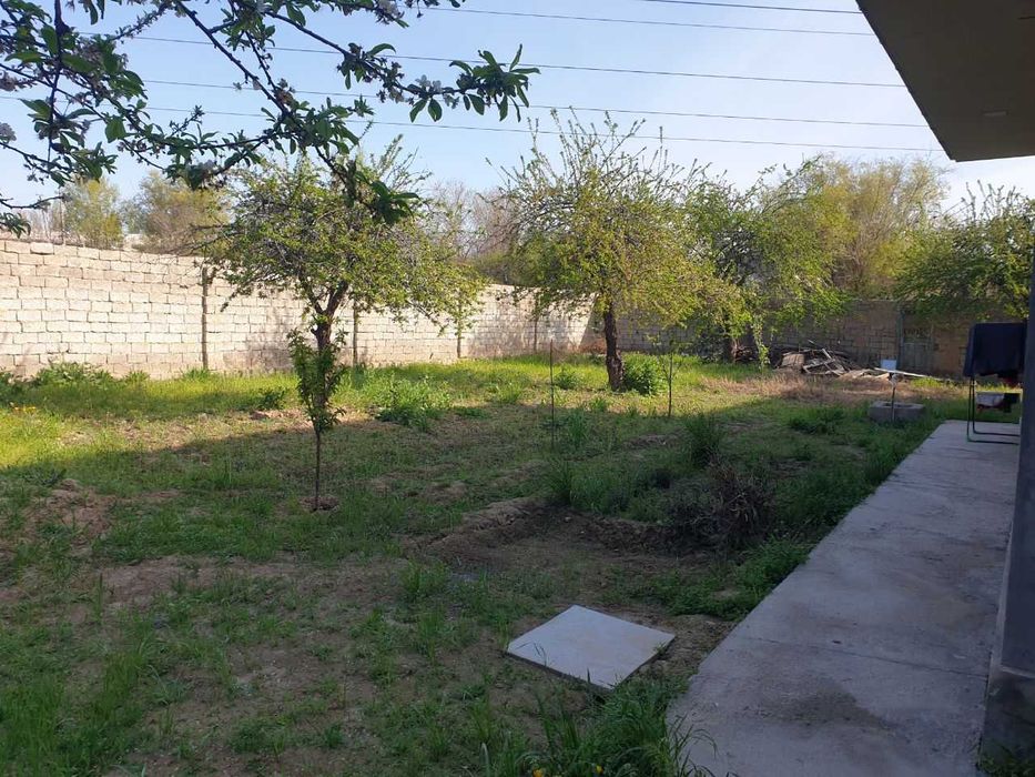 Yer sotiladi 4 sotix Kotta ittifoqda fasad 16.7m uzunligi 25m