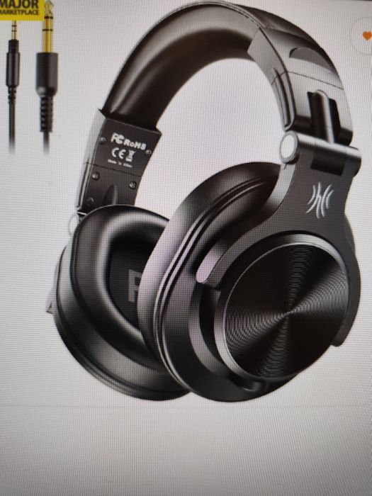 Căști cu fir over-ear