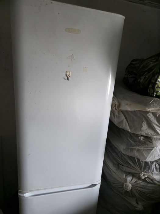 Продам холодильник дешево