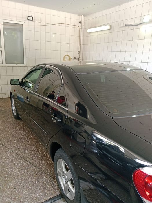 Продается Тайота Камри 2005г