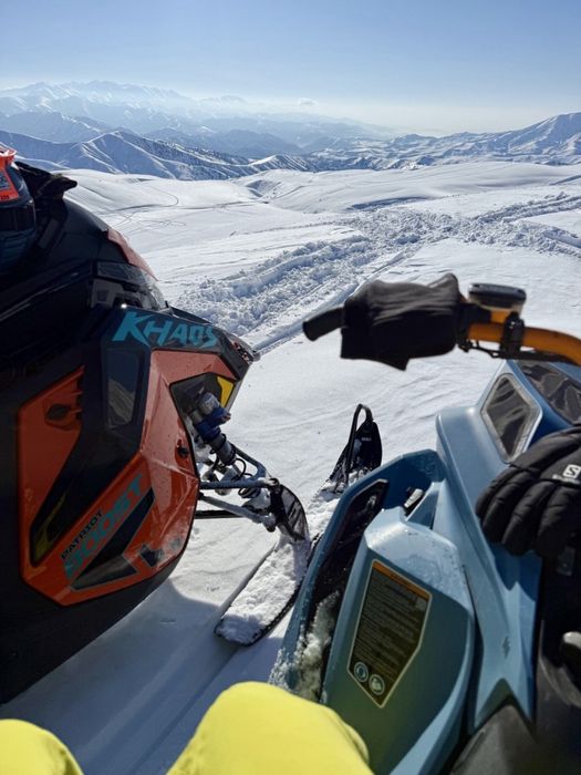 Продается снегоход SUMMIT.X