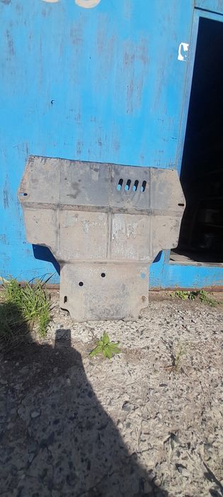 Продам защиту двигателя шкода октавия А5