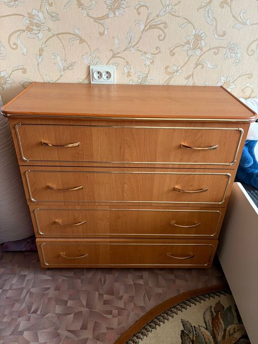 Комод продам в хорошем состоянии