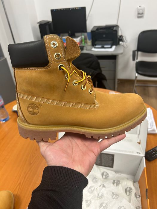 Продавам зимни обувки Timberland