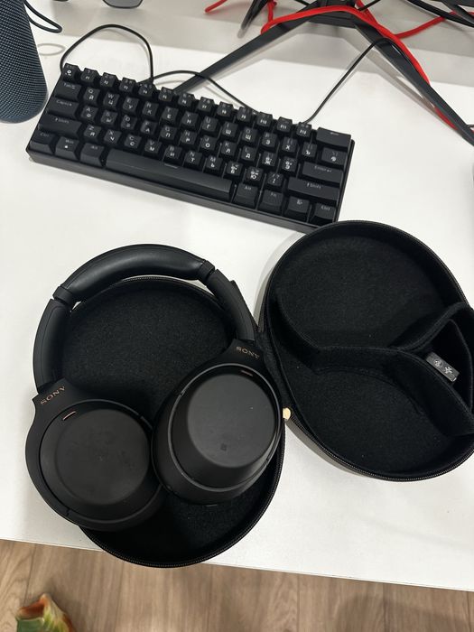 Sony WH-1000XM4, наушники