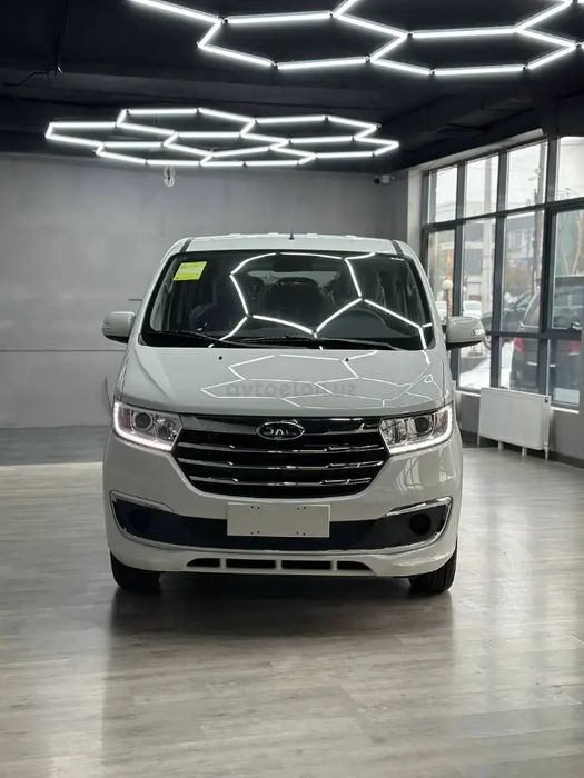 O'zbekiston Bo'lab JAC MikroAvtobuslarida Sayohat Qiling