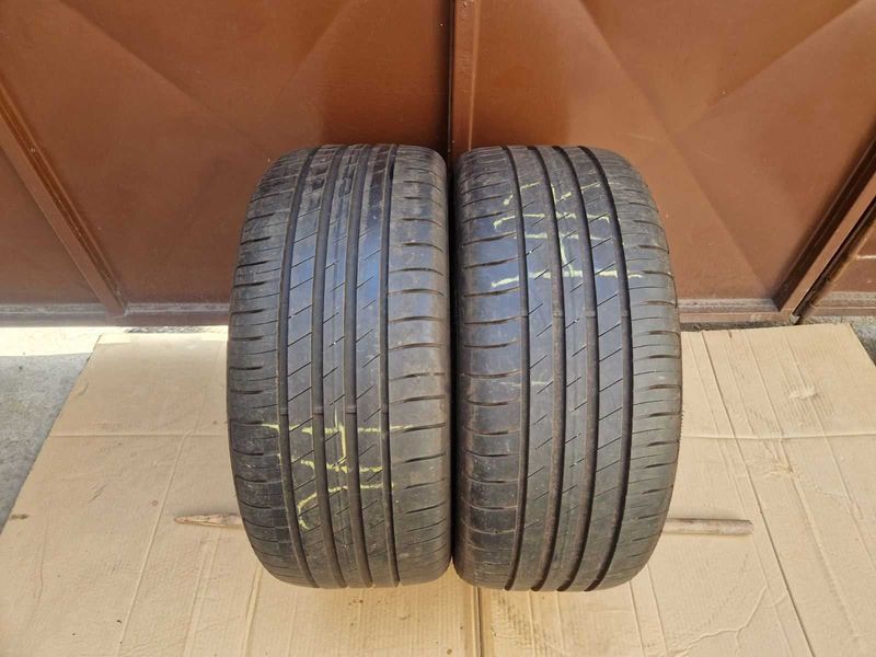 2 Goodyear R18 225/40
летни гуми
DOT3619