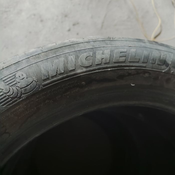 Шины на легковой автомобиль 17  б у