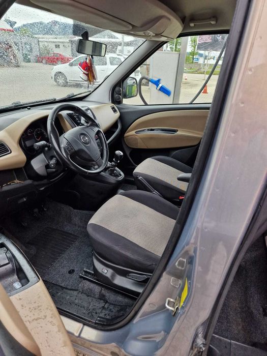 Opel combo  1.6 diesel  2012