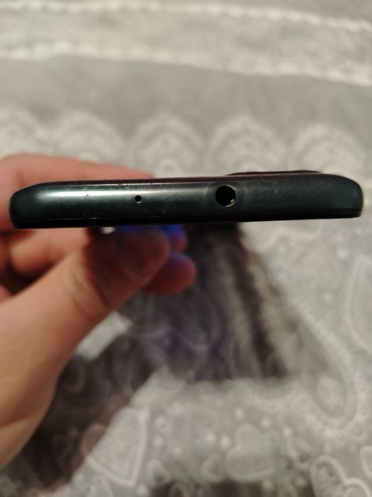 Прадавам Motorola g(9) power