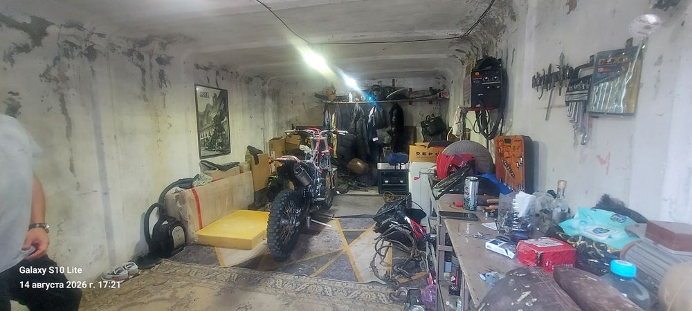 Продам гараж 3 0бщество на проходной