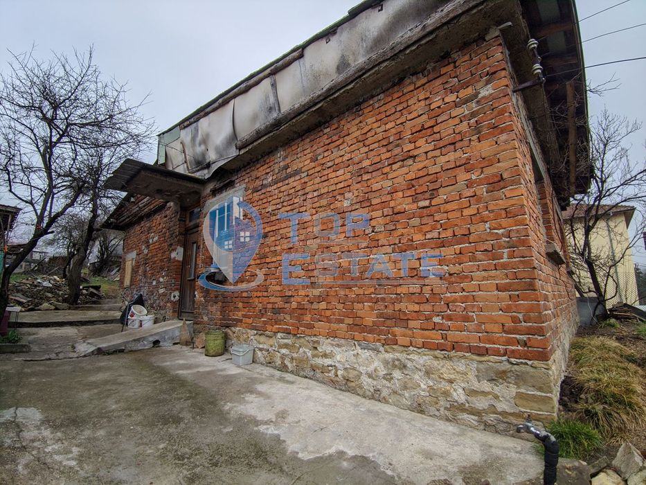 Тухлена къща в град Трявна