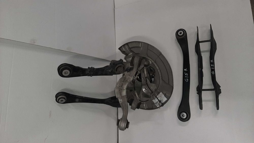 Fuzeta spate, completa cu brate BMW Seria 8 G15 G16