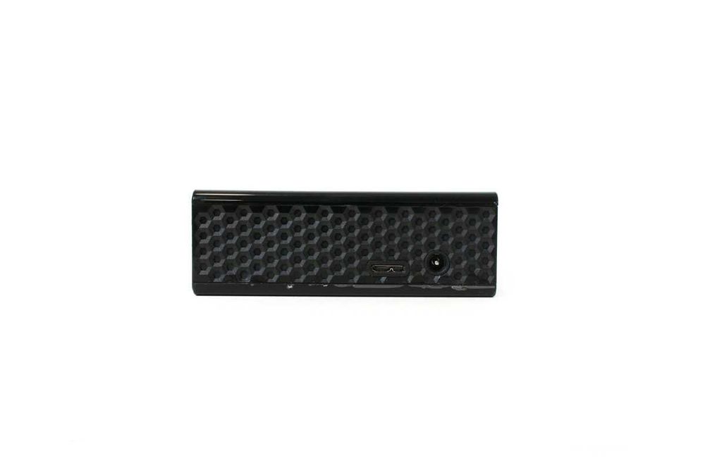 Seagate Backup Plus Hub 4TB / USB 3.0 / 2× USB Hub / Външен HDD
