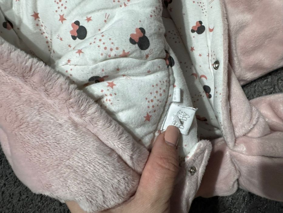 Salopeta Minnie Mouse marimea 74 impecabila