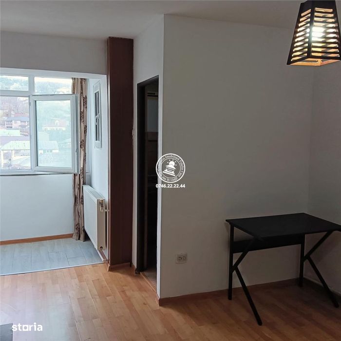 Garsonieră de vânzare – Galata, etaj intermediar