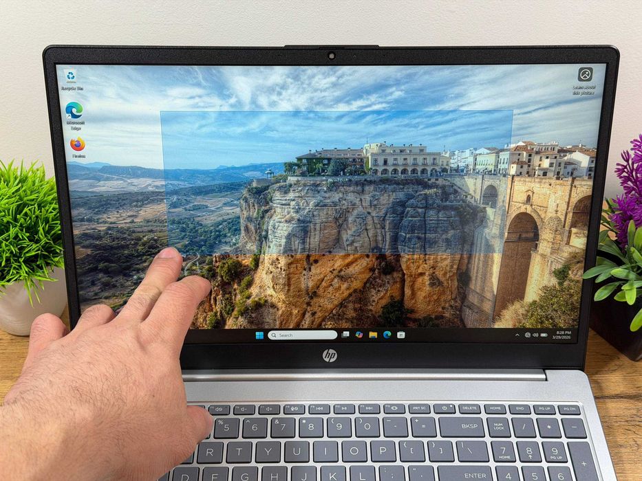 [ARZON] Noutbuk HP Laptop 15 Ryzen 7 5825U / DDR4 8Gb / SSD 512Gb