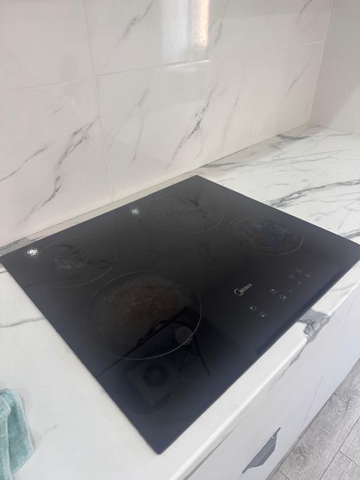 Варочная панель Midea