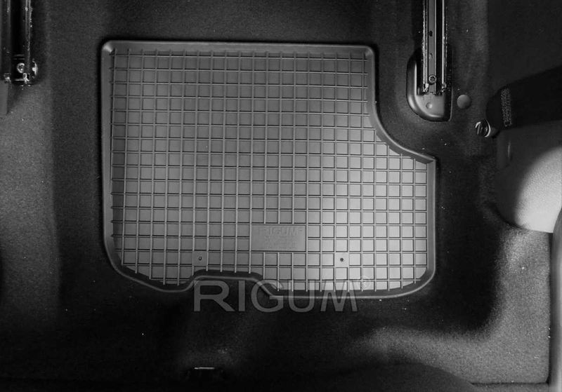 Гумени стелки или багажник DACIA LOGAN комби Логан от 2013 до 2020г