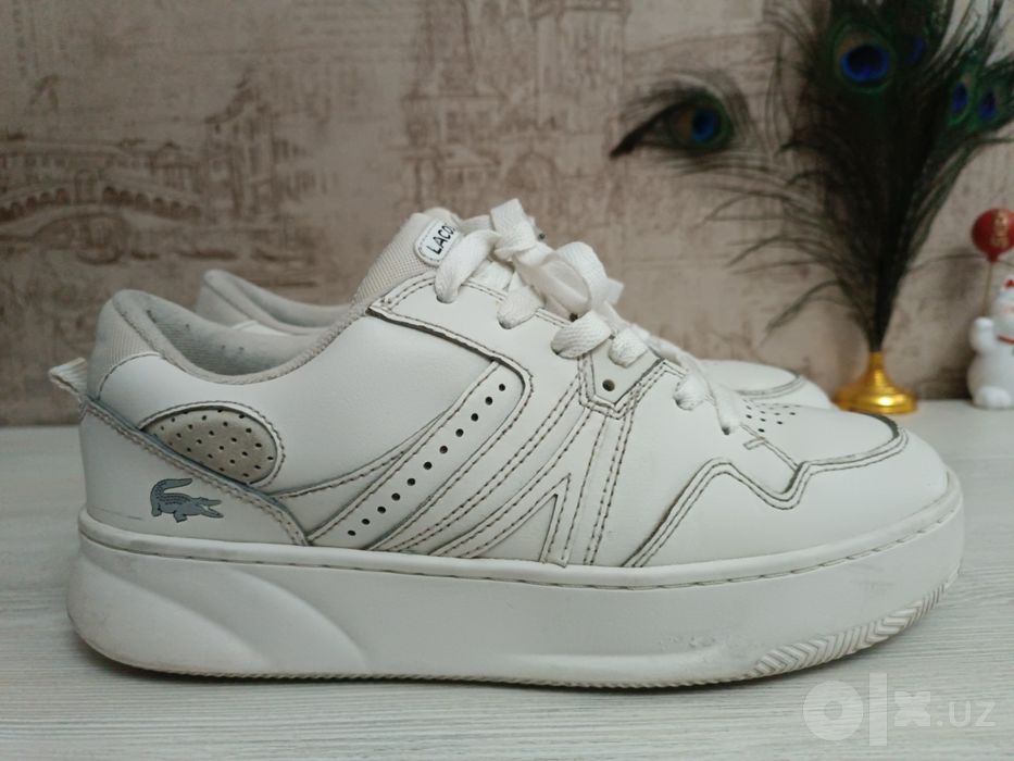 Оригинальные кроссы Lacoste