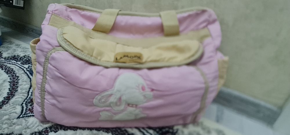 Продаются детские сумки в хорошем состоянии.