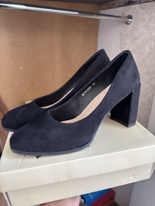 Продам туфли 40 размер