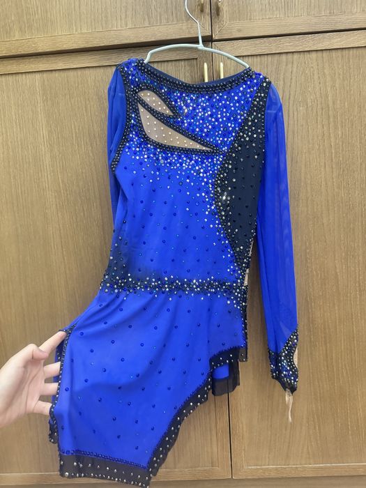 Платье для фигурного катания