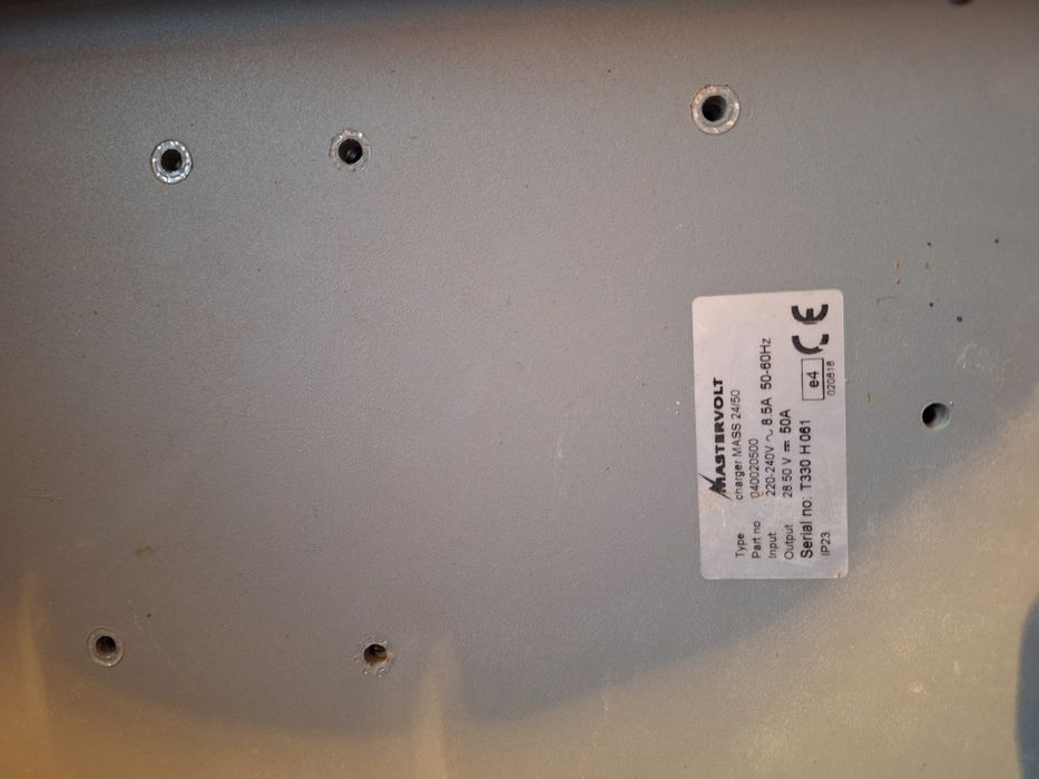 Зарядник 24 вольт