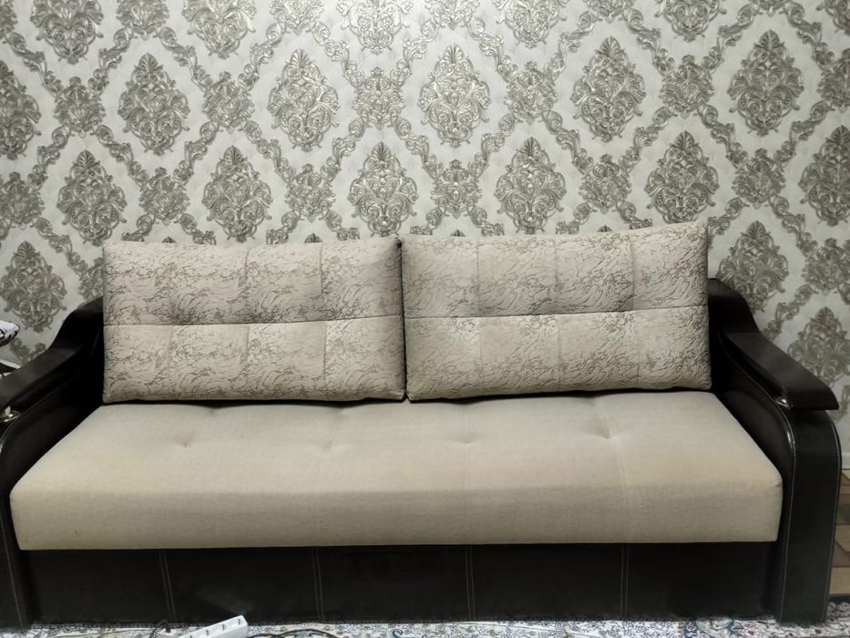 Продам диван в отличном состоянии