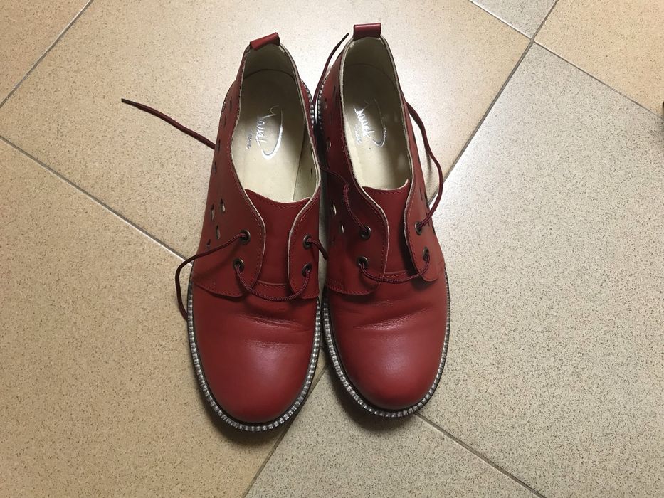 Дамски ежедневни обувки, нови