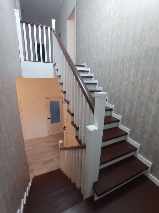 Лестница установка изготовление