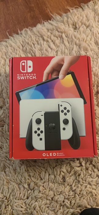 Nintendo Switch OLED със 128 гб SD карта