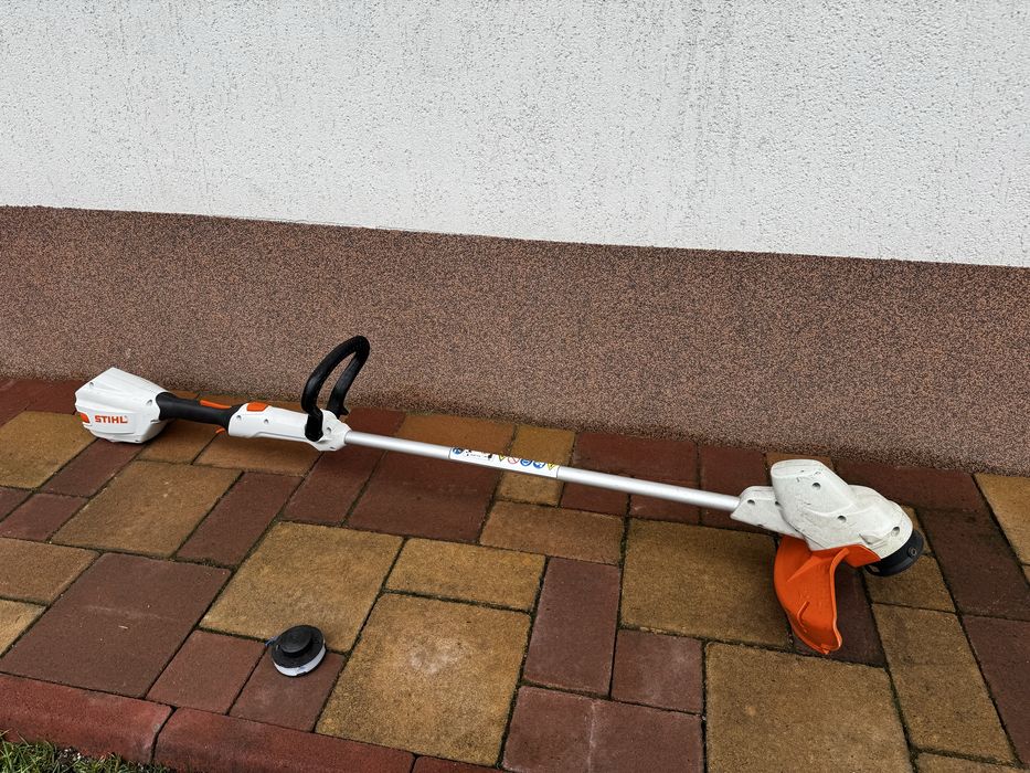 Motocoasa Trimmer Stihl FSA56, doar corp, lipsa tambur!