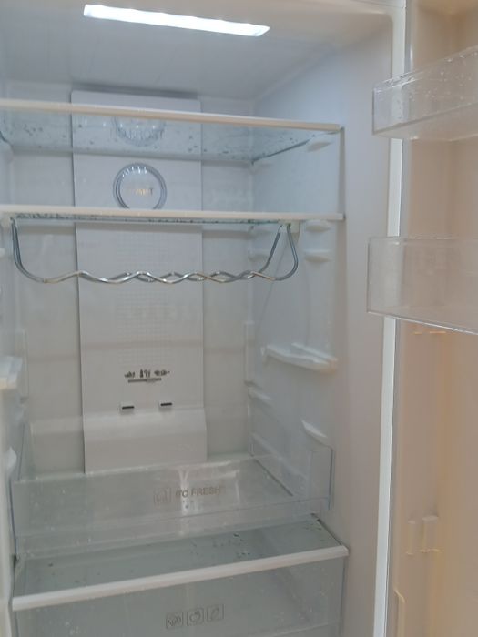 Продам срочно холдильник