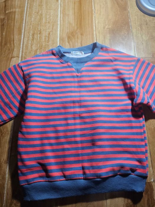 Продам кофточки для девочки.