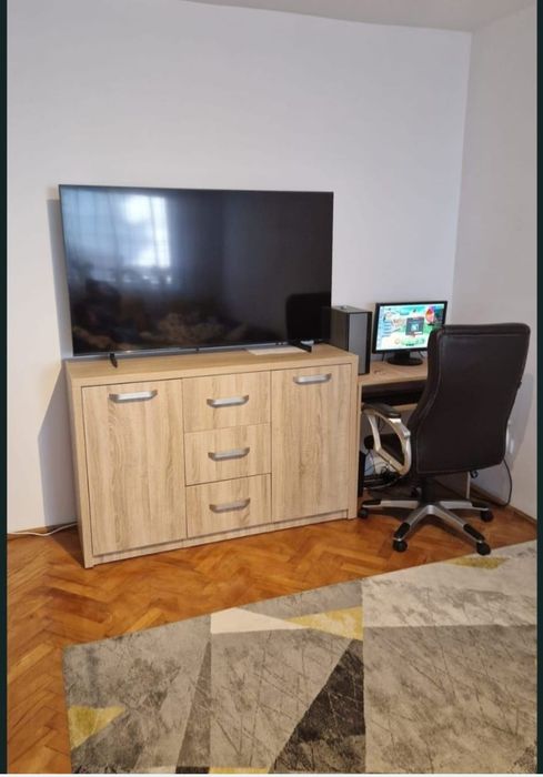 Vand apartament 2 camere Centru Nou etaj 1