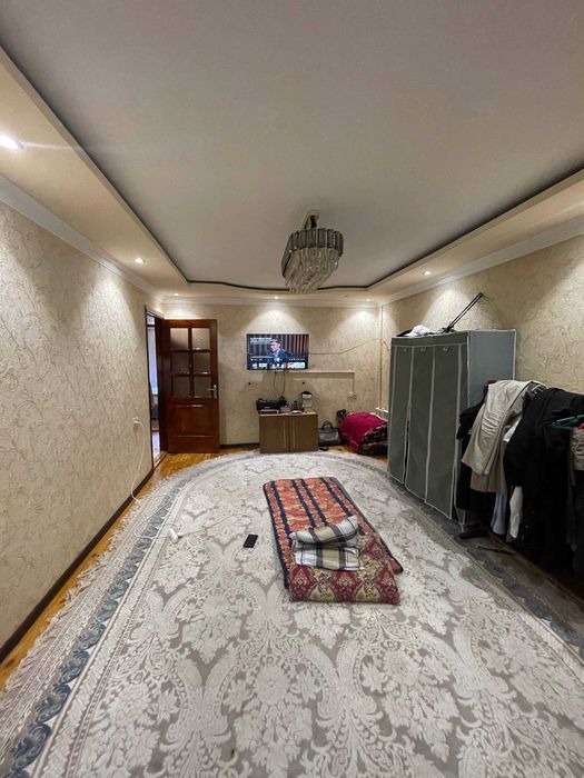 3xonali kvartira, ishlaydiganlar qo'yiladi
