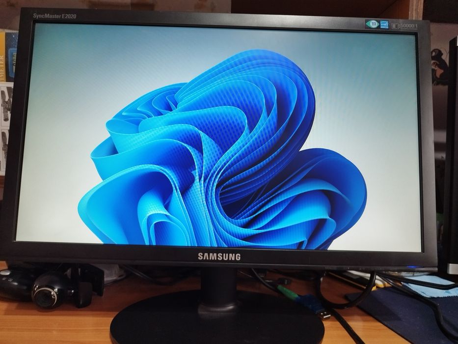 Продам Монитор Samsung 20