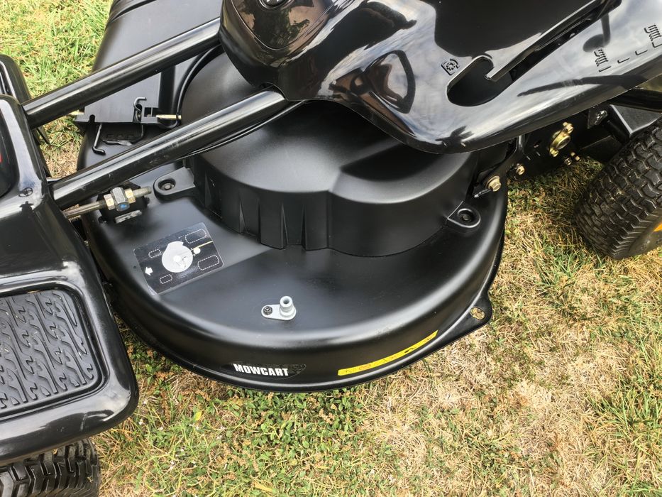 КАТО НОВА!! McCULLOCH MOWCART HUSQVARNA Тракторна косачка Трактор 5,5